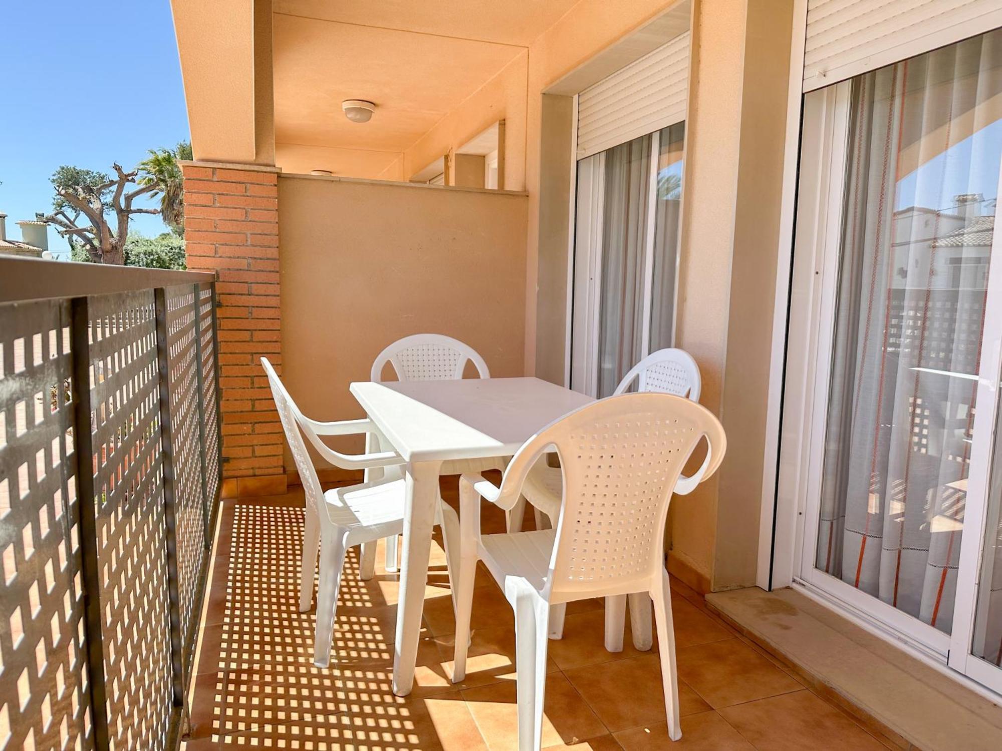 Апартаменты Acogedor Apartamento Cerca De La Playa Wifi Y Parking Mont-roig del Camp Номер фото